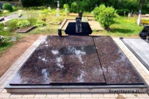 Granito uola darbai kapuose kapų uždengimai paminklai aurora granitas