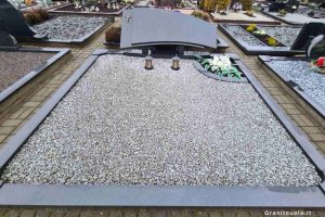 Granito uola darbai kapuose kapų uždengimai paminklai granito plokstes