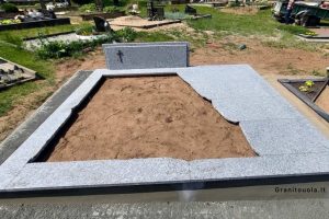 Granito uola darbai kapuose kapų uždengimai paminklai išskirtiniai projektai kapuose